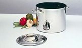 9 Quart Stockpot with Cover