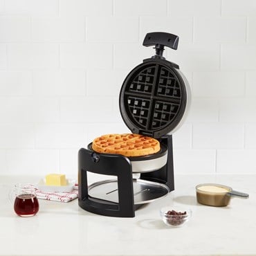 Round Flip Belgian Waffle Maker
