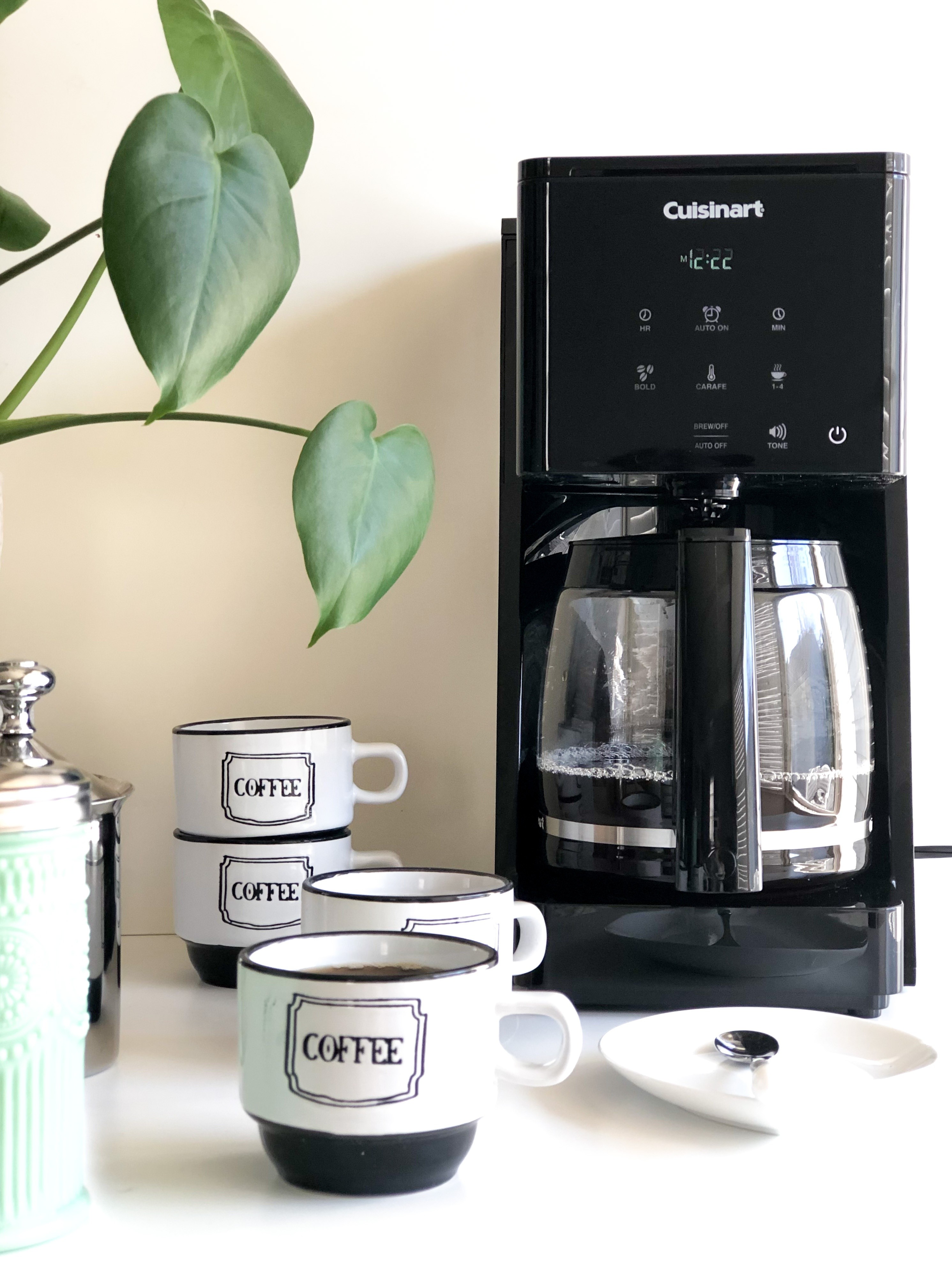 Touchscreen 14-Cup Programmable Coffee Maker