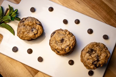Smoked Chocolate Chip & Oats Cookies