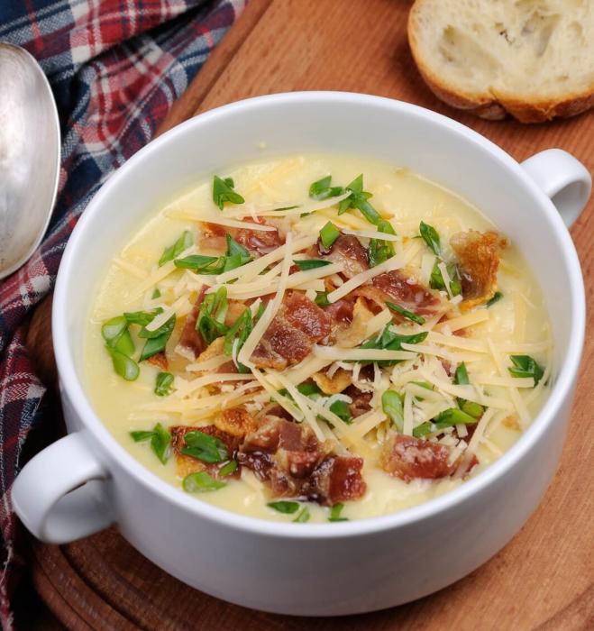 Slow Cooker Supreme Potato Soup Submitted by Soltis Lodge Kitchens 
