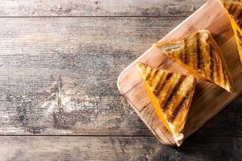Two-Cheese and Tomato Grilled Cheese (Airfryer)