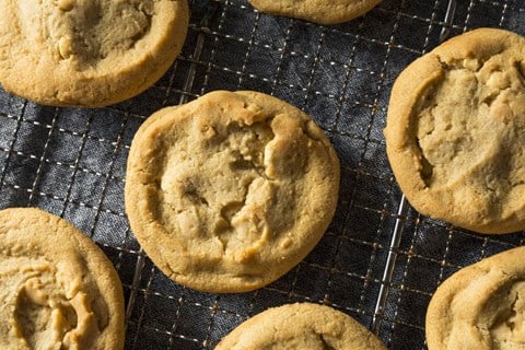 Easy Chewy Peanut Butter Cookies