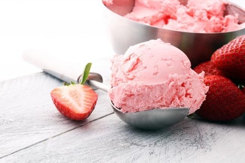 Fresh Strawberry Ice Cream - 5 cups (ten ½-cup servings)