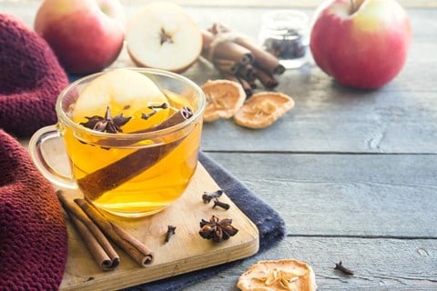 Apple-Cinnamon Tea