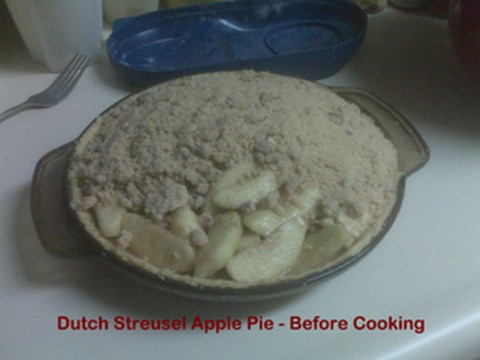 Dutch Streusel Apple Pie
