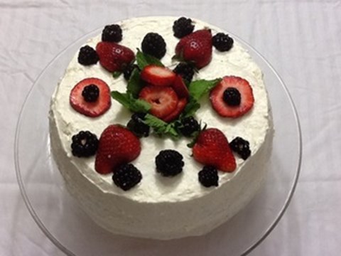"Berry" Best Angel Cake