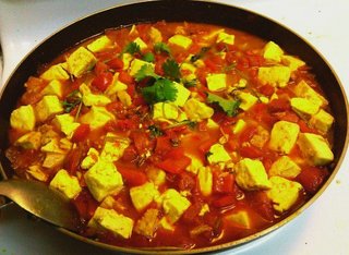 Curried Tofu with Bell Peppers & Tomatoes Submitted by Mya Z.