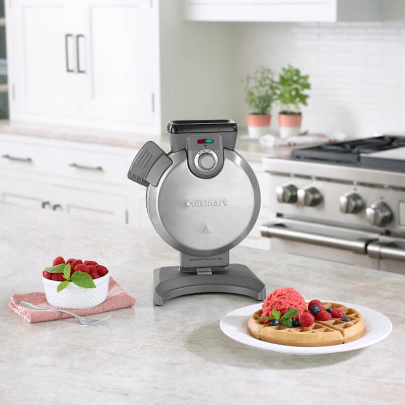 Cuisinart 垂直型ワッフルメーカー WAF-V100J ✨未使用✨クイジナート 縦型ワッフルメーカー WAF-V100J - メルカリ